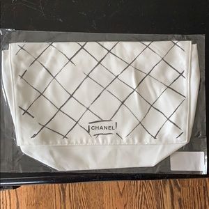 Chanel Karl Lagerfeld dust cover